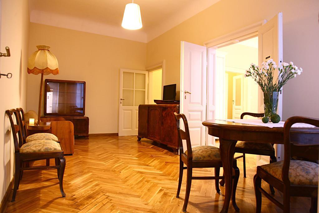 Apartamenty Muzyczny Krakow Ngoại thất bức ảnh