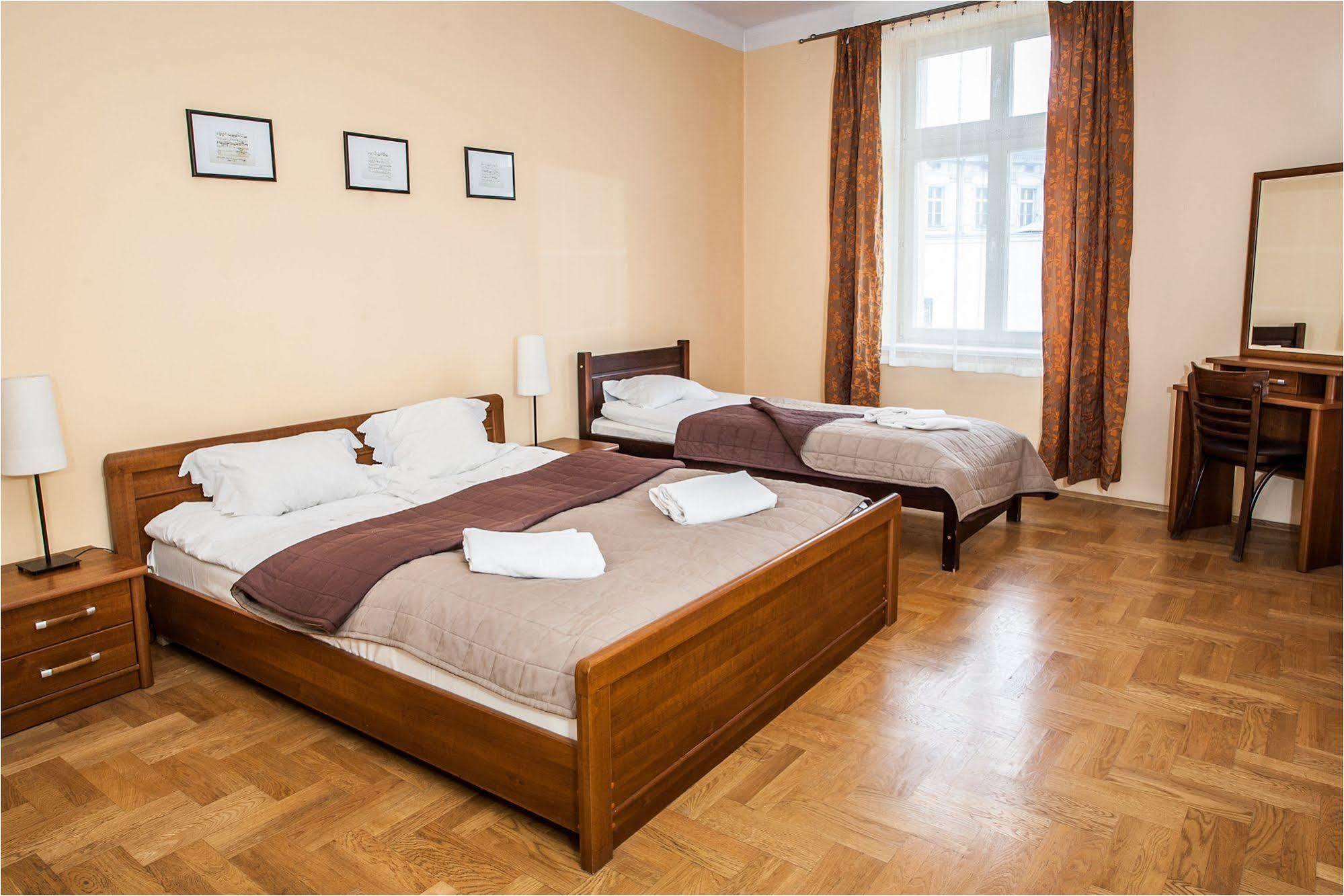 Apartamenty Muzyczny Krakow Ngoại thất bức ảnh